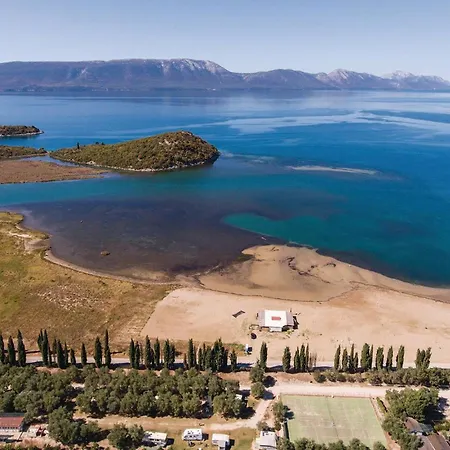 Amazing In With Sauna プロチェ